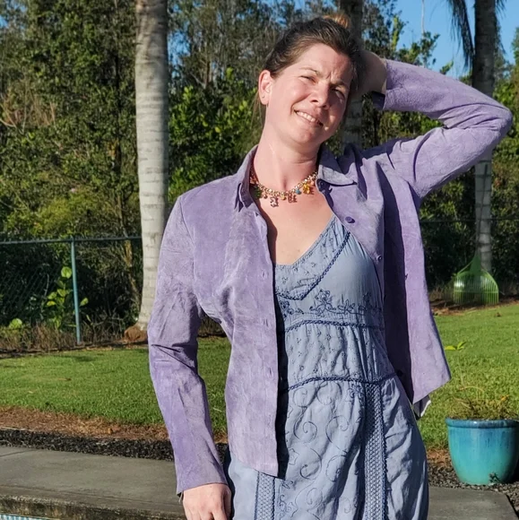 Express World Brand 100% Genuine Leather button up blouse, sz M-7/8 (Faded Now!) - Picture 13 of 17